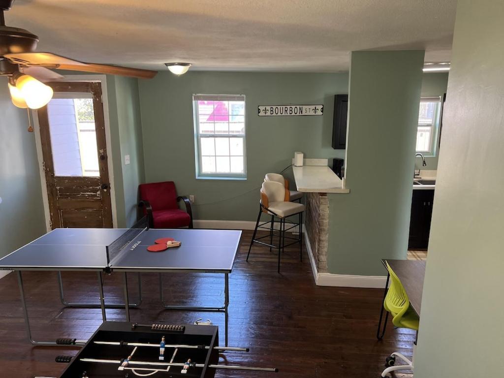 ニューオーリンズChillpad Blocks From Frenchquartersアパートメント エクステリア 写真